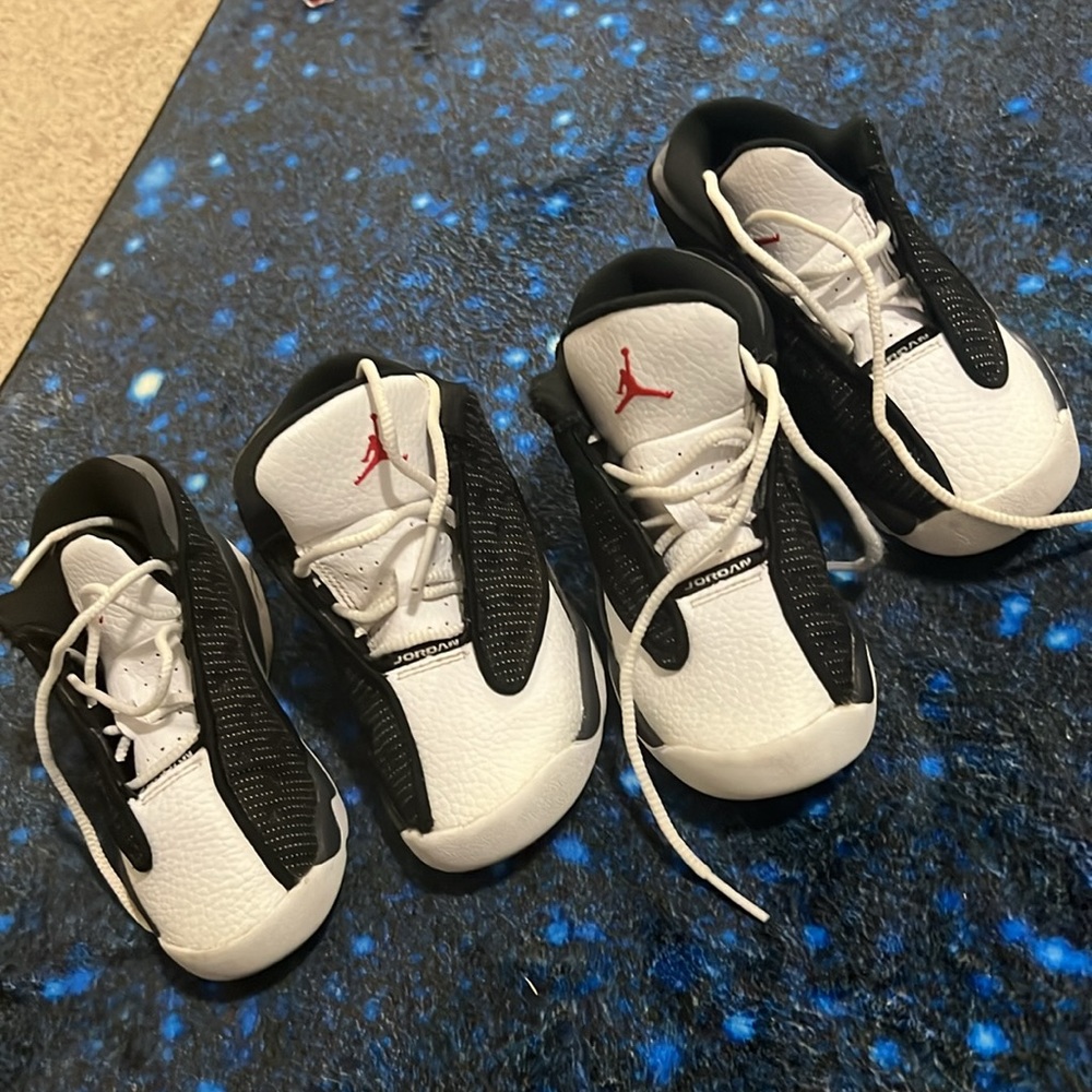 Jordan 13s - Picture 4 of 4
